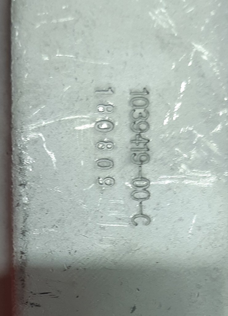 1039419-00-C Høyspent batteribuss krøllet Tesla modell S REST 1039419-00-C
